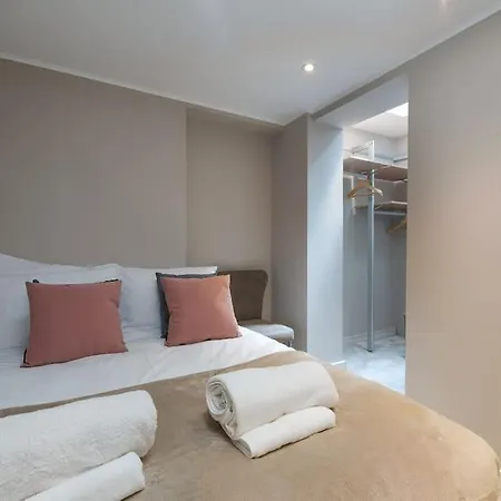 West Kensington By Capital Apartment London Exterior photo
